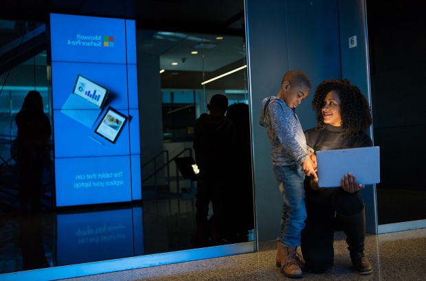 blue-child-glass-wall-1181347